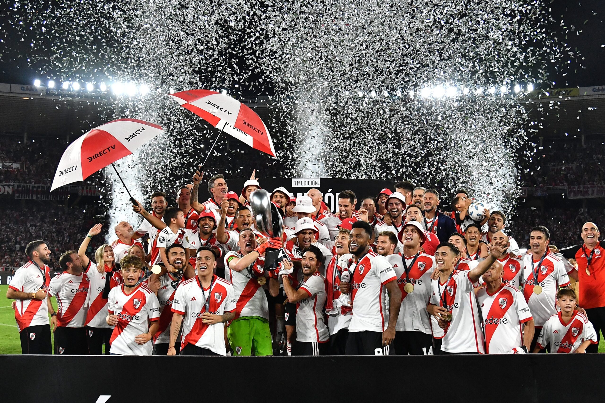 River Plate vence 2-1 a Estudiantes en la agonía, y gana su tercera Supercopa argentina
