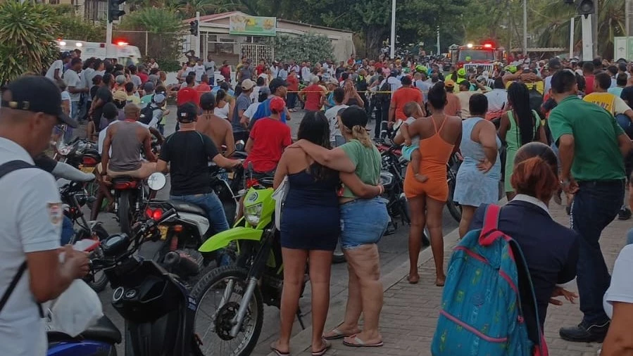 Tres muertos y múltiples heridos por bus que quedó sin frenos en San Andrés