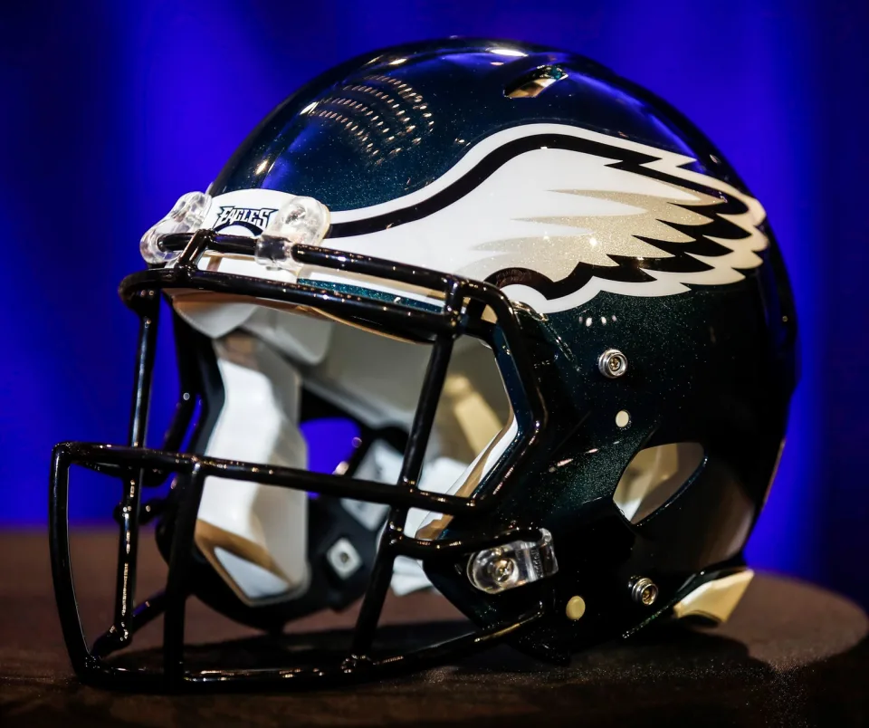 La NFL presenta nuevos modelos de cascos que elevan el nivel de seguridad de los jugadores