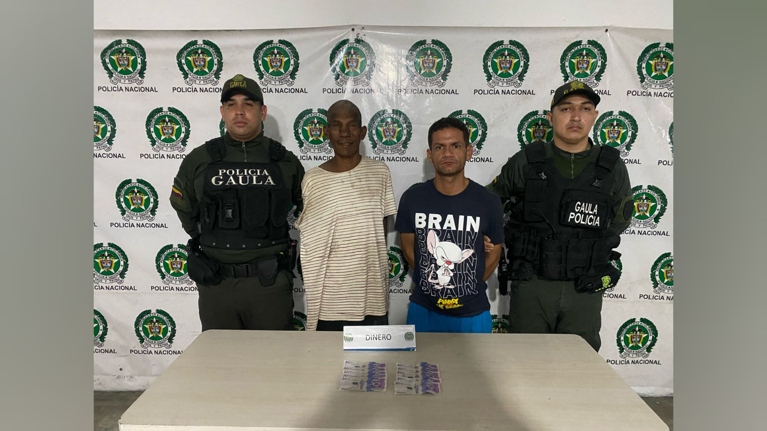 Capturados 2 presuntos extorsionistas en 7 de Abril - Emisora Atlántico