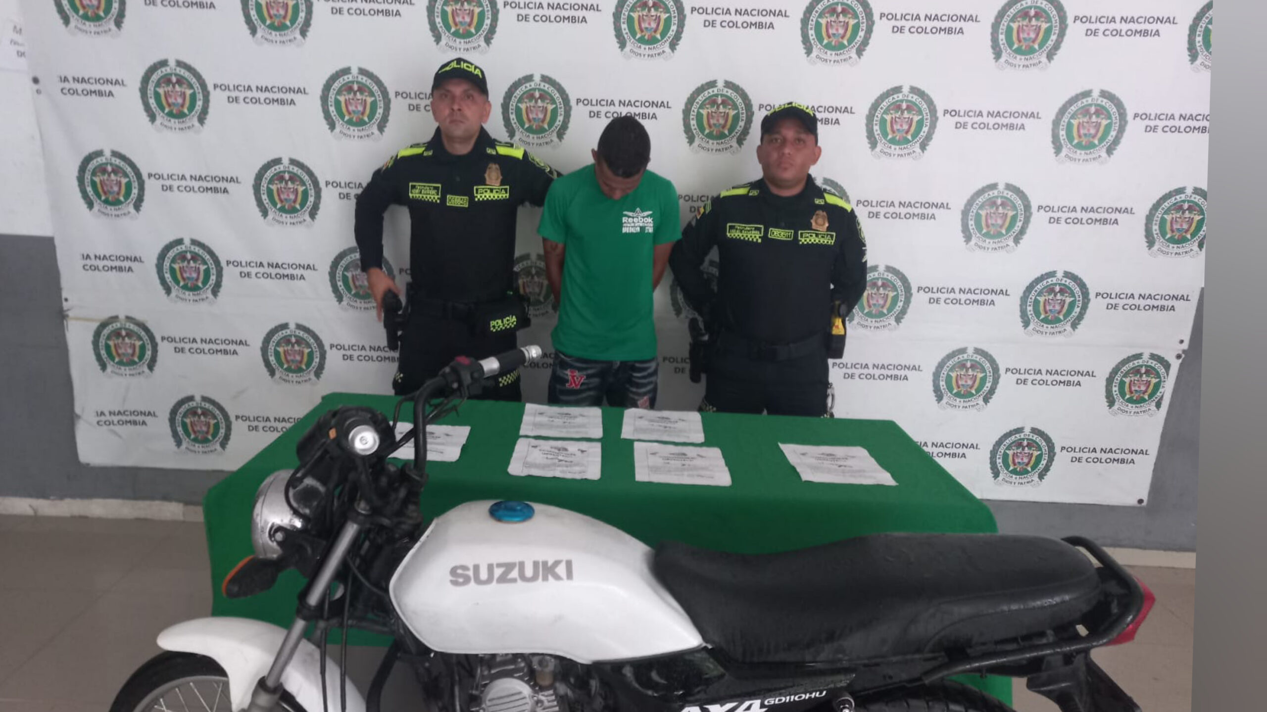 Capturan en flagrancia a extorsionista en la Ciudadela 20 de Julio ...