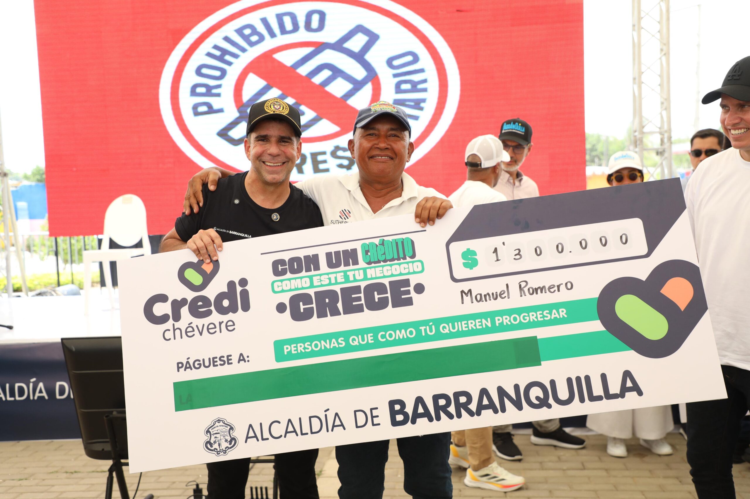 CrediChévere ya desembolsó los primeros microcréditos a casi 300 pequeños comerciantes en Barranquilla