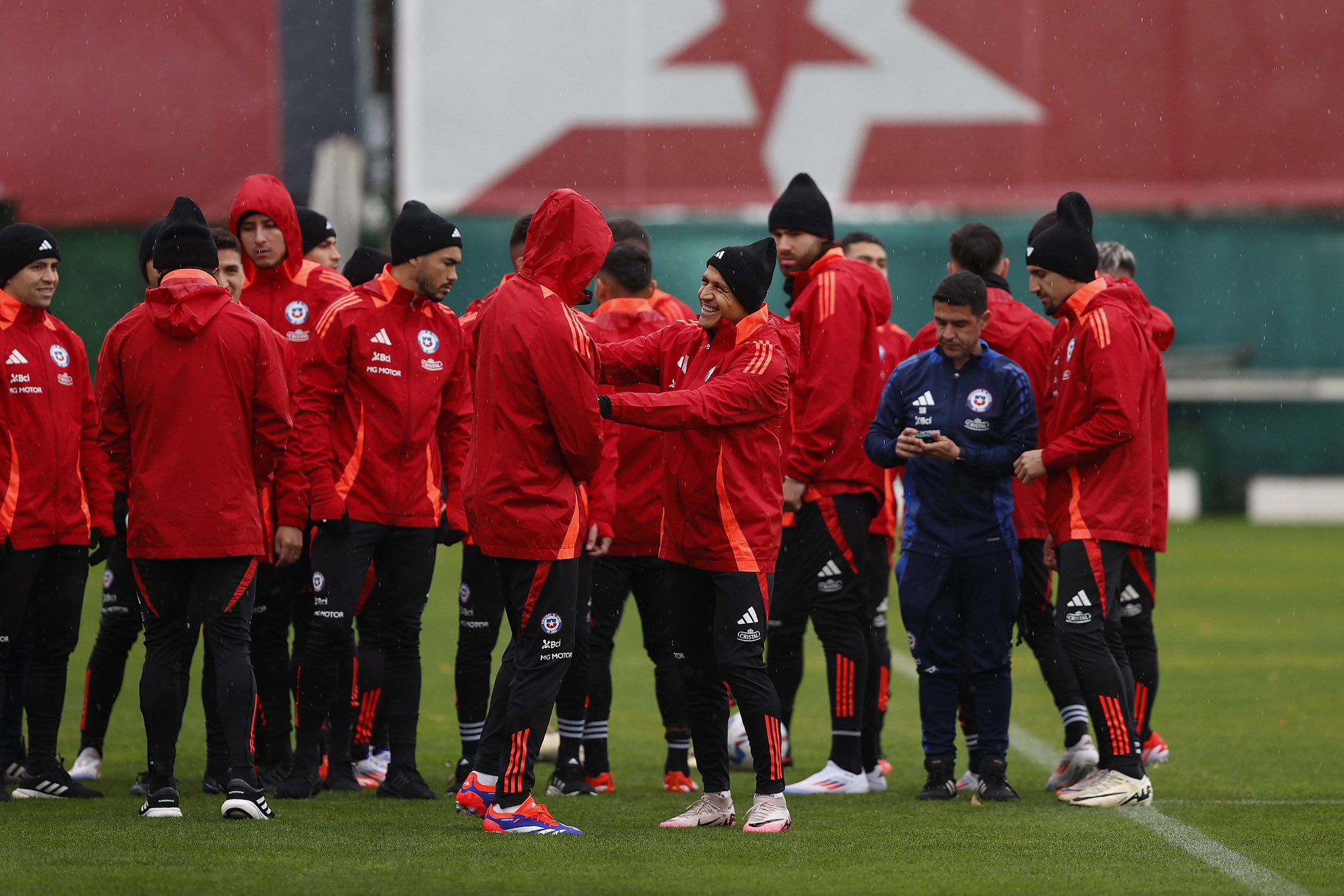 Sin Vidal y otros referentes, Chile ya tiene los 26 jugadores que disputarán la Copa América