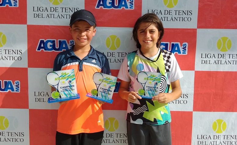 Dos títulos para el Atlántico en torneo nacional de tenis grado 4