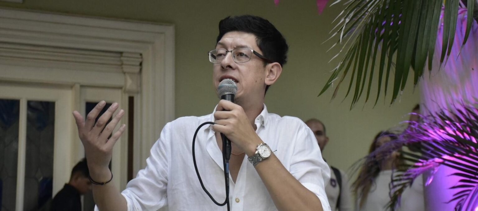 Daniel Rojas Rocha Daniel Rojas deja la SAE y reemplaza a Aurora Vergara en el Ministerio ...