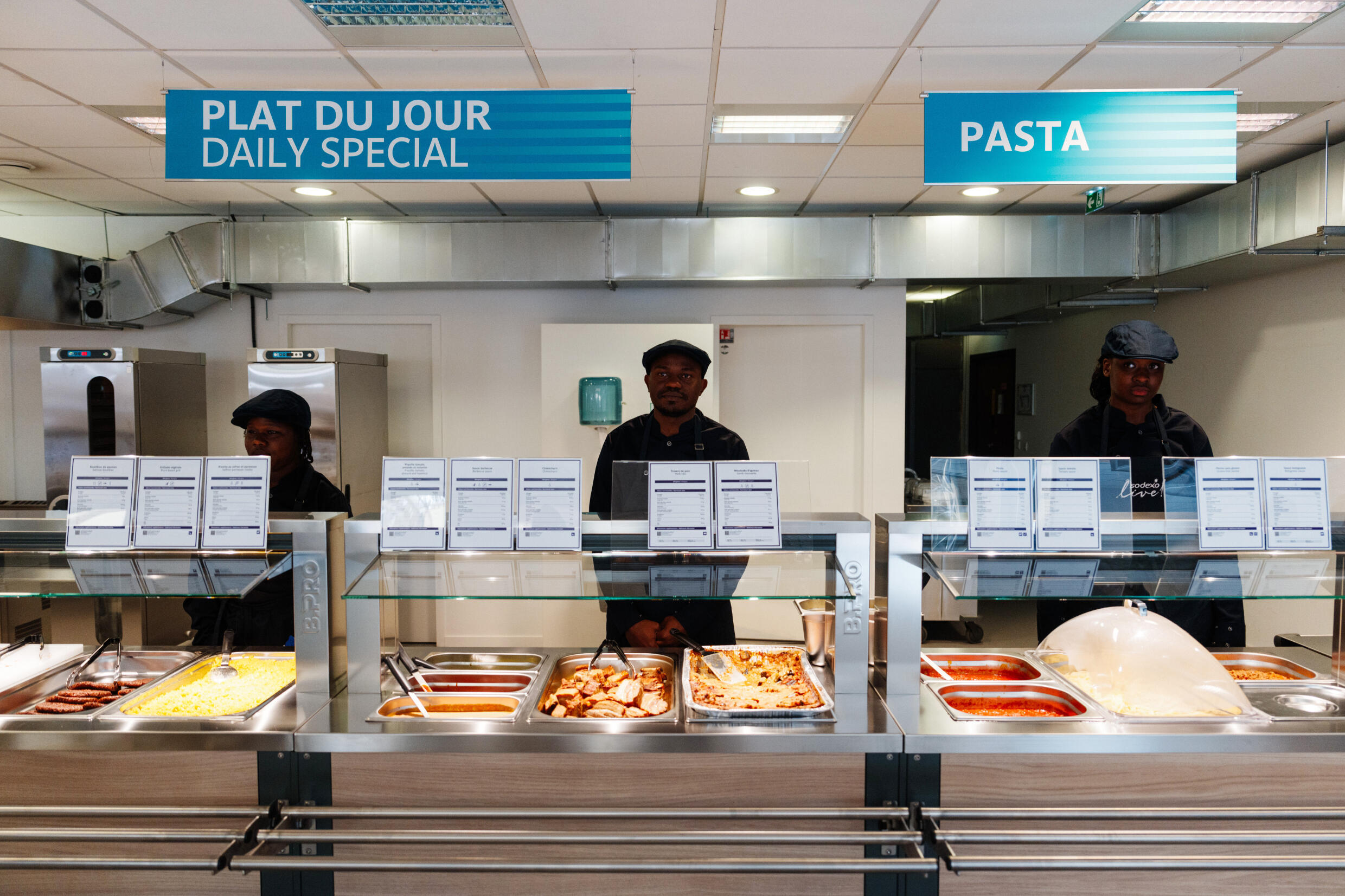 El restaurante de la Villa Olímpica en París no convence a todos