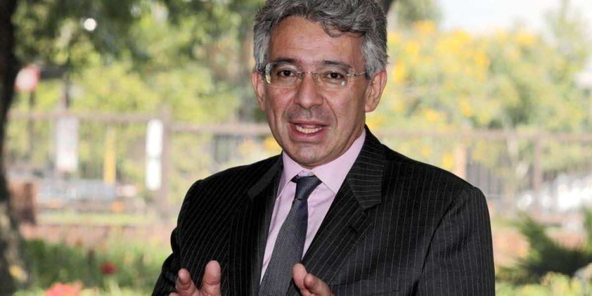 “Es una vergüenza para Colombia la decisión del Gobierno de abstenerse de votar en la resolución de la OEA”: Enrique Gómez