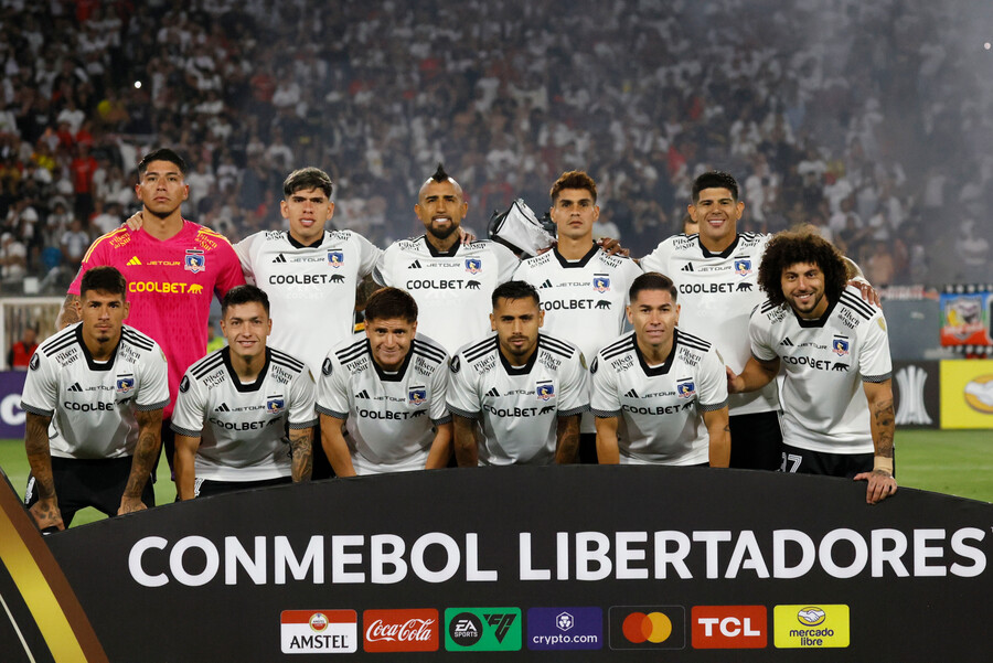 Colo Colo se arriesga a millonaria multa de Conmebol en Copa Libertadores