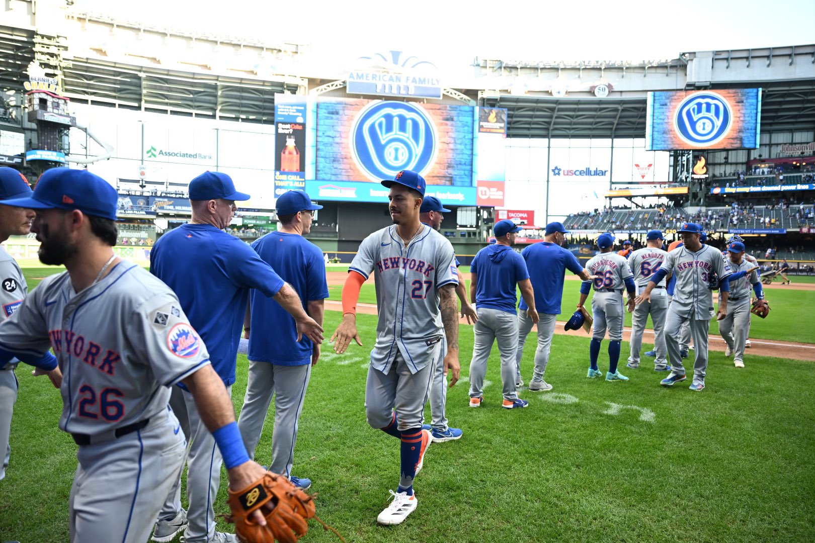 Mets, Bravos y Diamondbacks protagonizan el cierre con suspenso de la fase regular de MLB
