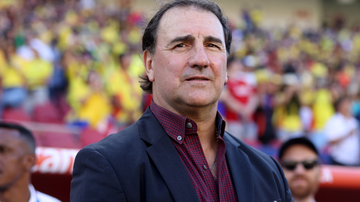 Las lesiones ponen en aprietos a Néstor Lorenzo para armar la convocatoria de octubre