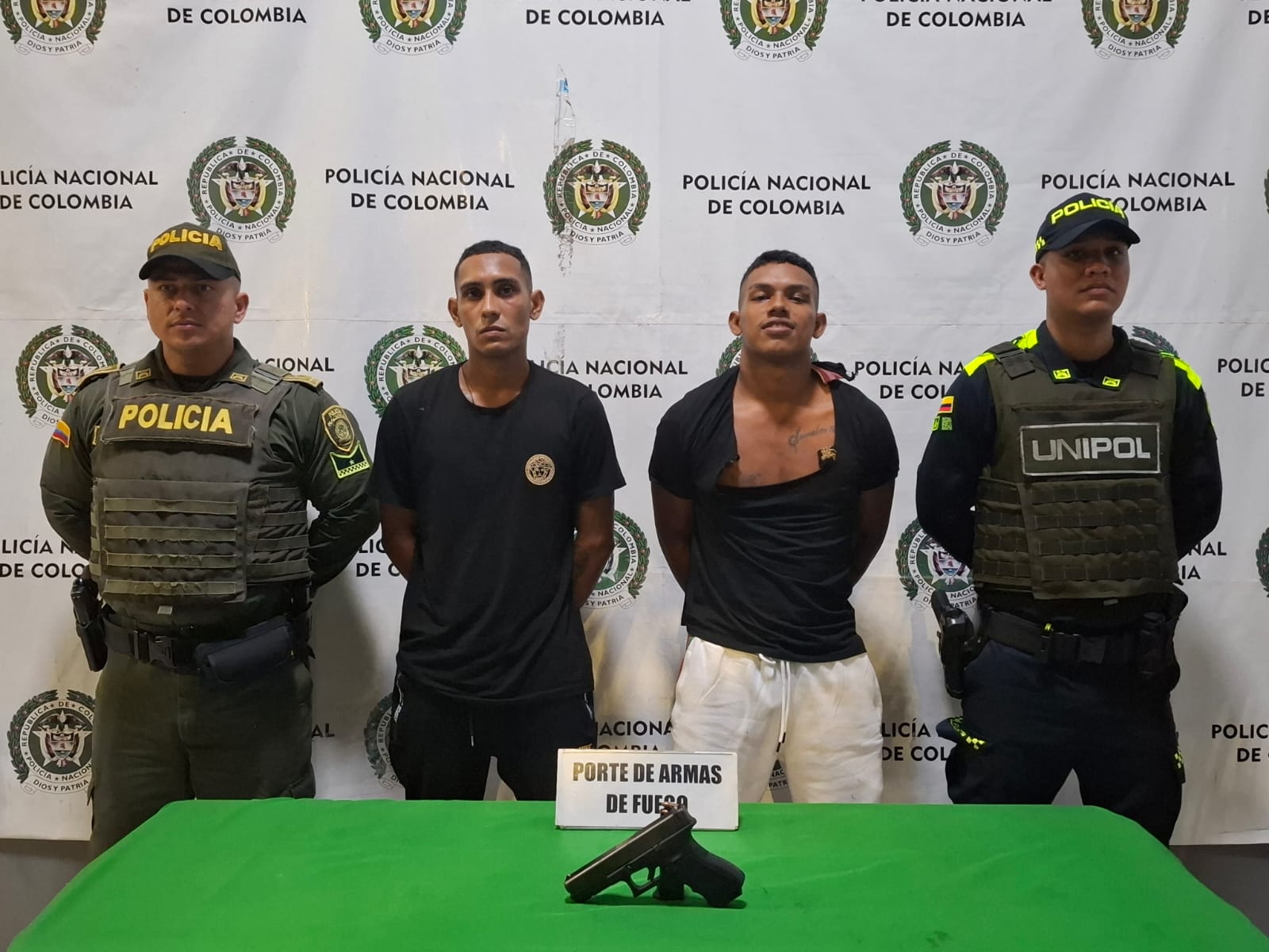 A bala asesinan a un hombre en el Centro: 2 capturados - Emisora Atlántico