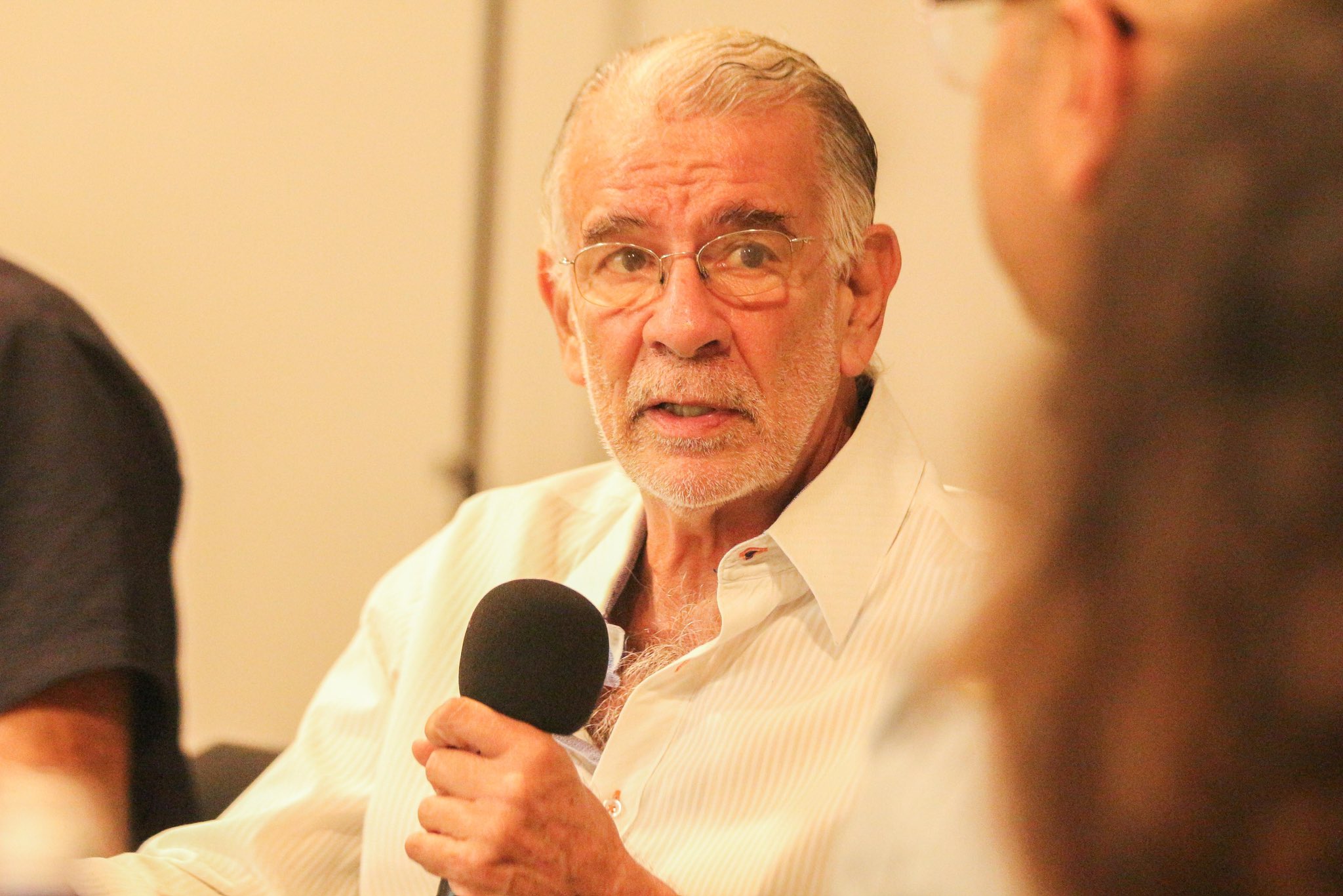 Gobernador Eduardo Verano con mayor imagen positiva en el Caribe