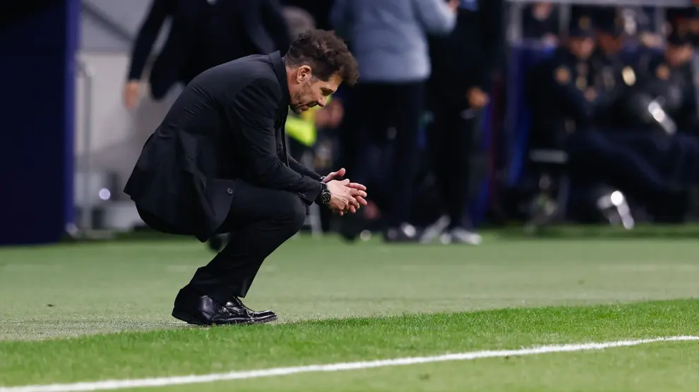 Simeone: El Atleti puede sacar algo positivo de la humillante derrota ante el Benfica