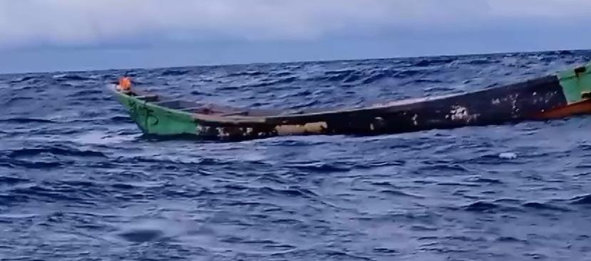 Investigan en Providencia el hallazgo de varios cadáveres en bote a la deriva