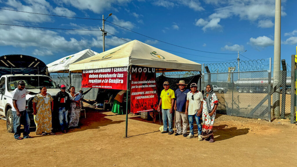 Dos puntos de bloqueo en la vía férrea de El Cerrejón, en La Guajira