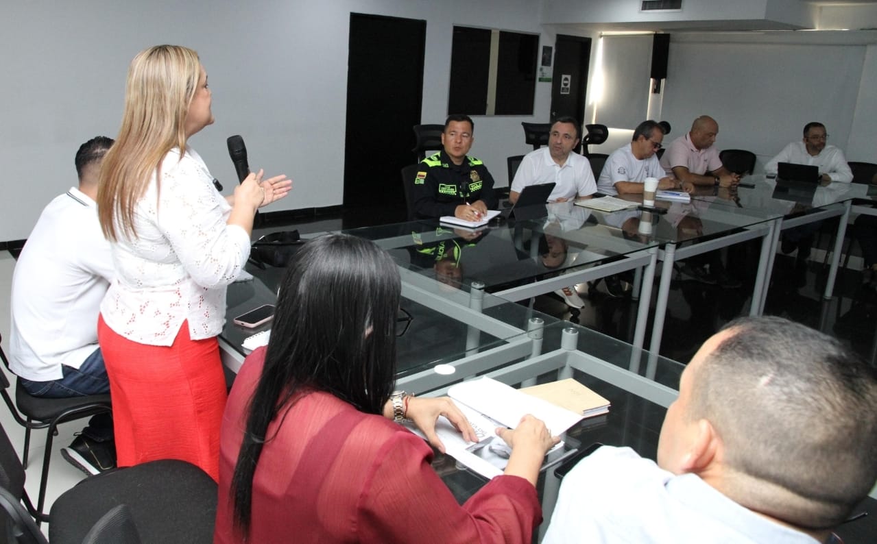 Gremios y autoridades acuerdan acciones para reforzar la seguridad