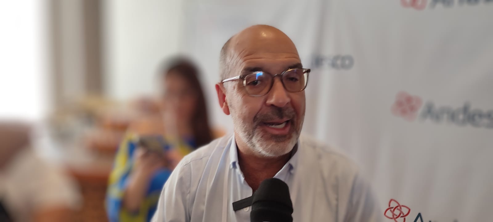 Andesco pide independencia y debido proceso de la SIC en investigación por alza de gas