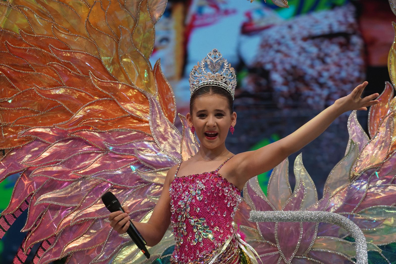 Reyes del Carnaval de los Niños vivieron un Bando y Coronación “Por Fuera de Este Mundo”