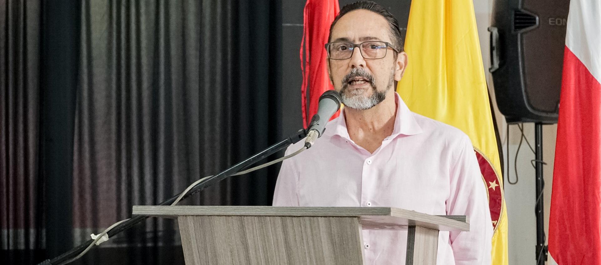 MinEducación confirma continuidad del rector de la Uniautónoma, Jorge Senior