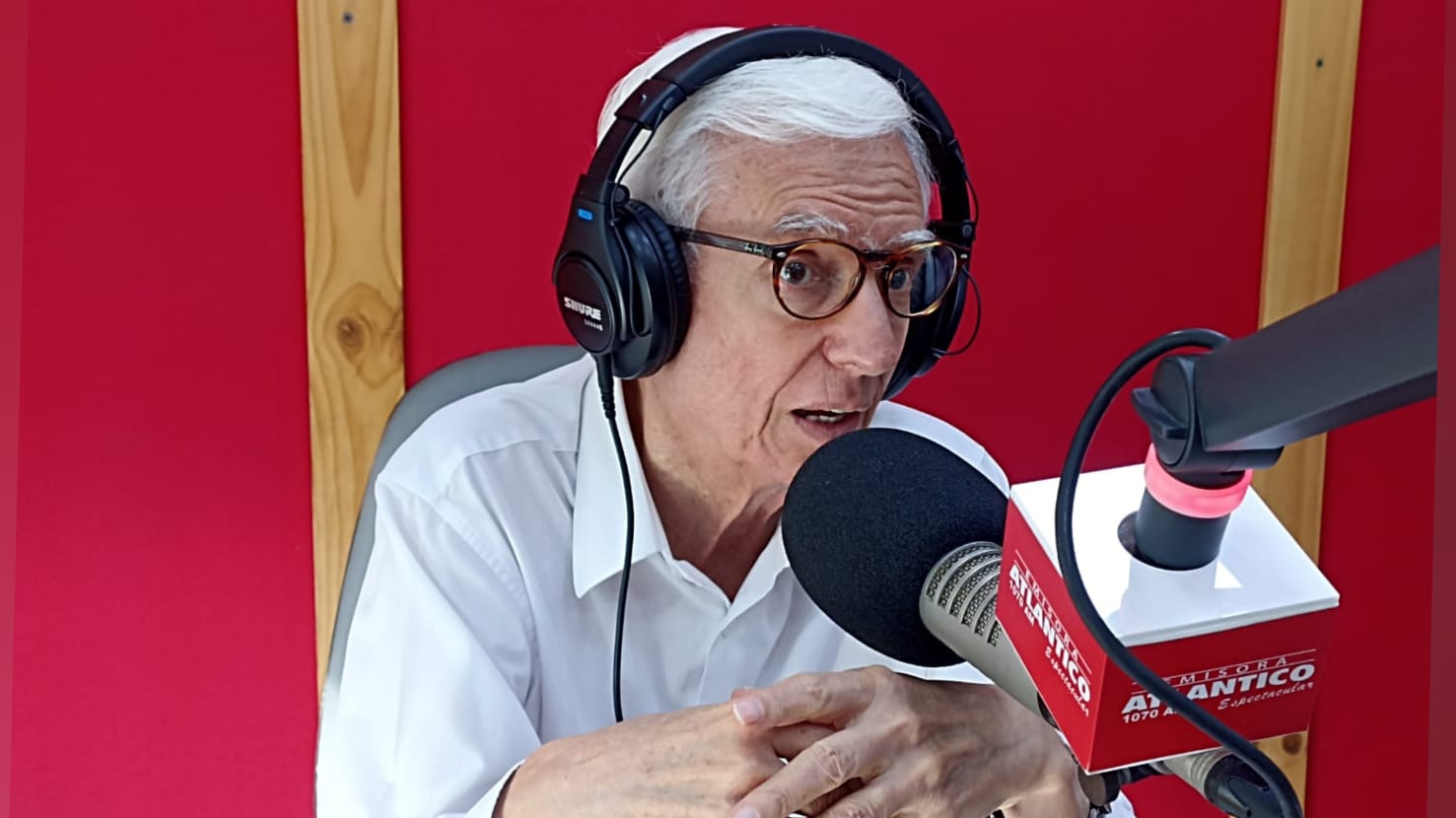 Petro se equivoca con cobro de la opción tarifaria a estratos altos y comerciantes: Jorge Robledo