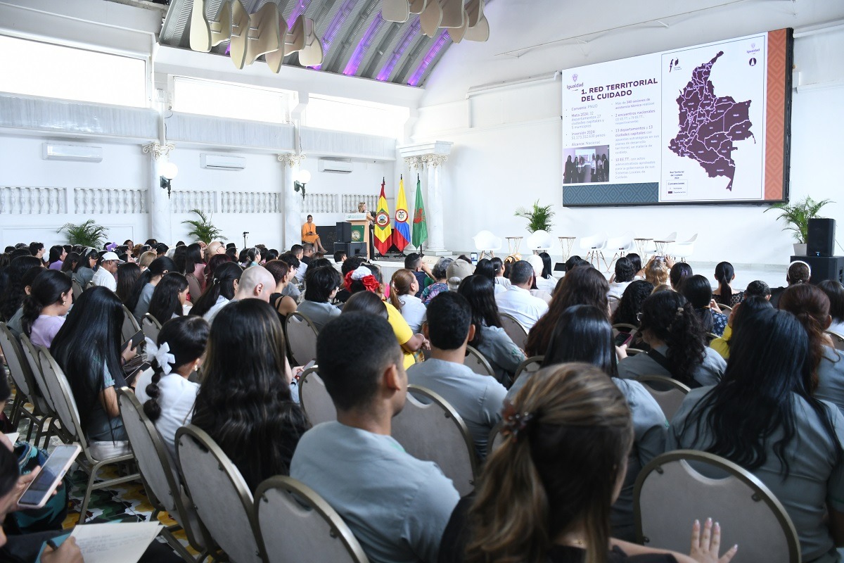 Gobierno presenta avances del programa que reconoce el trabajo de cuidado en Colombia