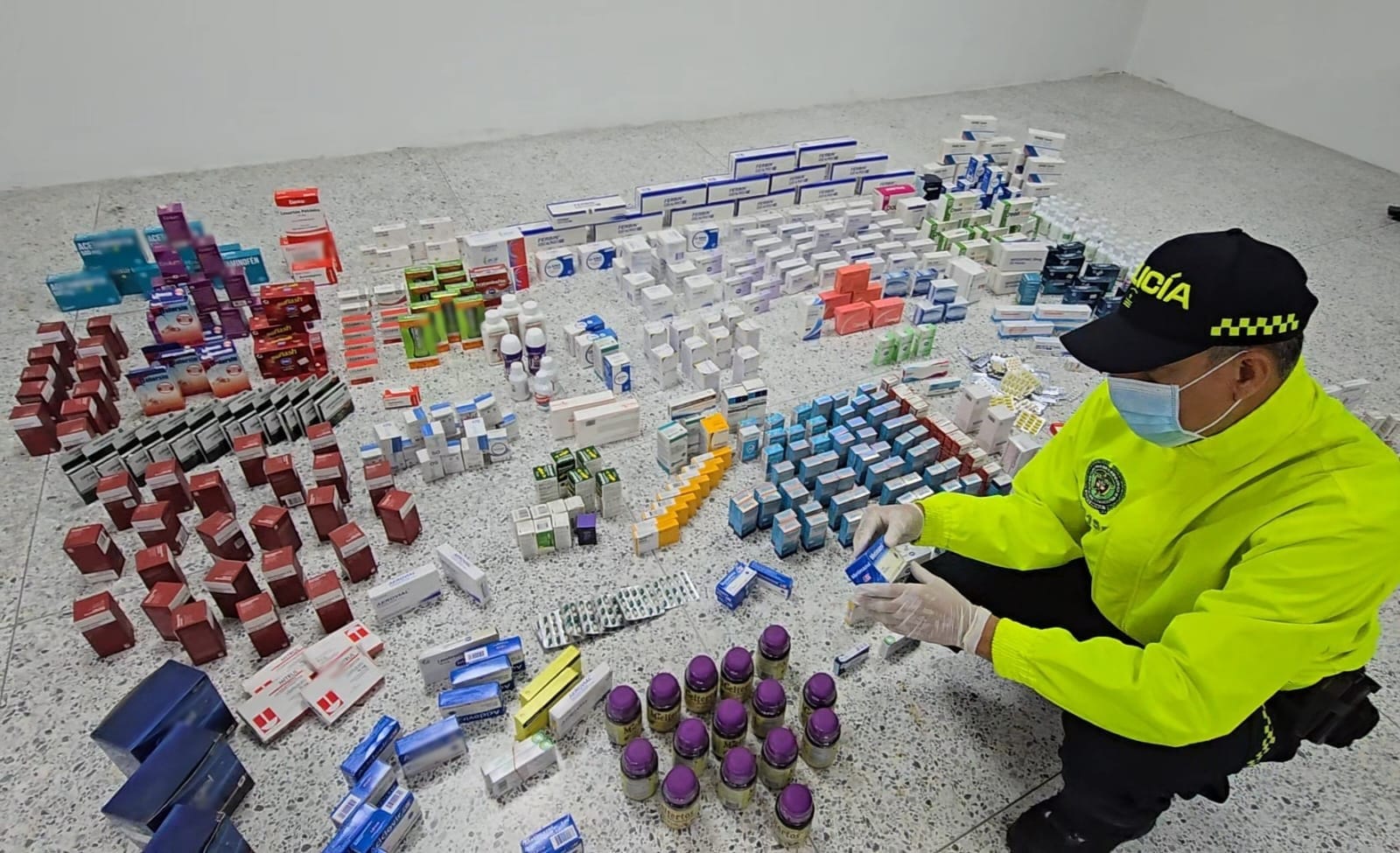 Incautan más de 22.000 medicamentos de uso institucional que iban a ser vendidos ilegalmente en Barranquilla