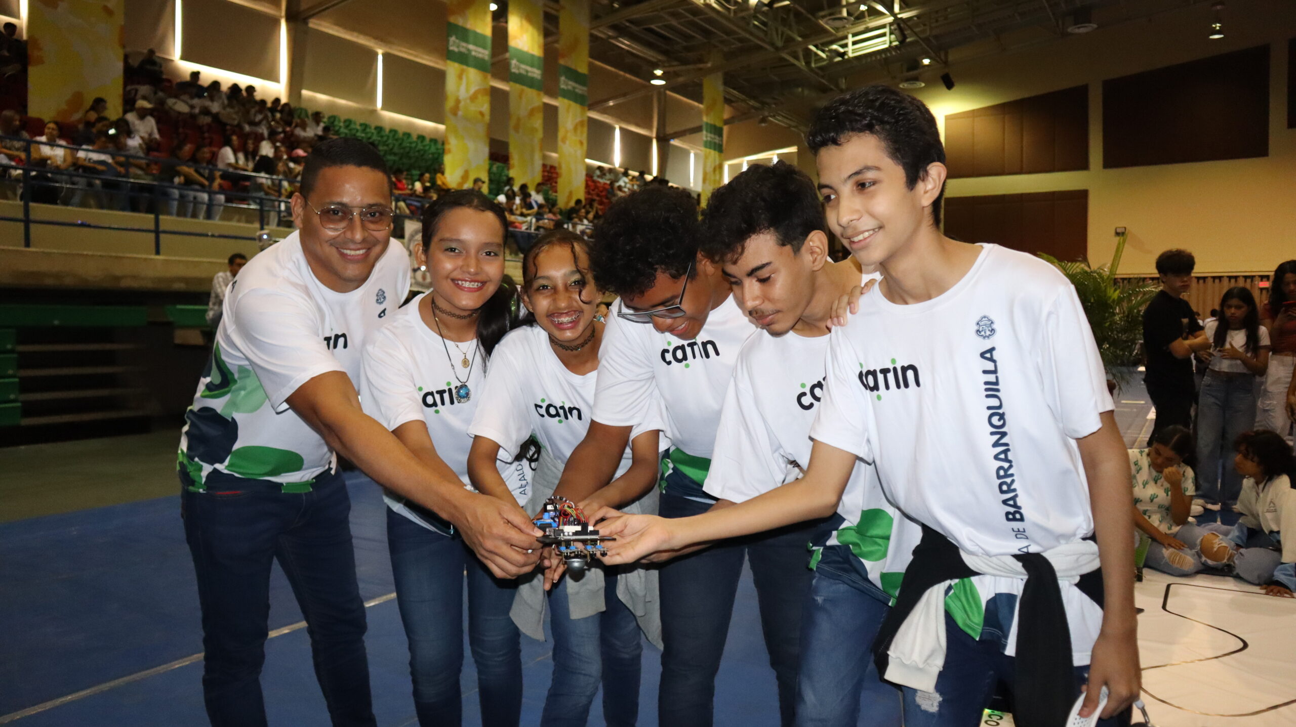 Alcaldía abrió inscripciones para cursos gratuitos de formación tecnológica en los CATIN