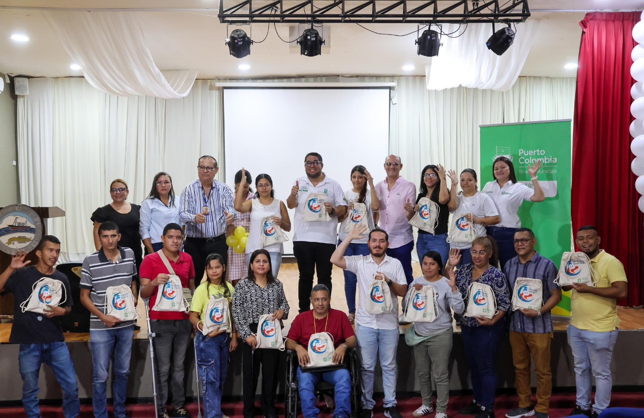 Alcalde de Puerto Colombia lanza programa para preparar a jóvenes con discapacidad rumbo a la universidad