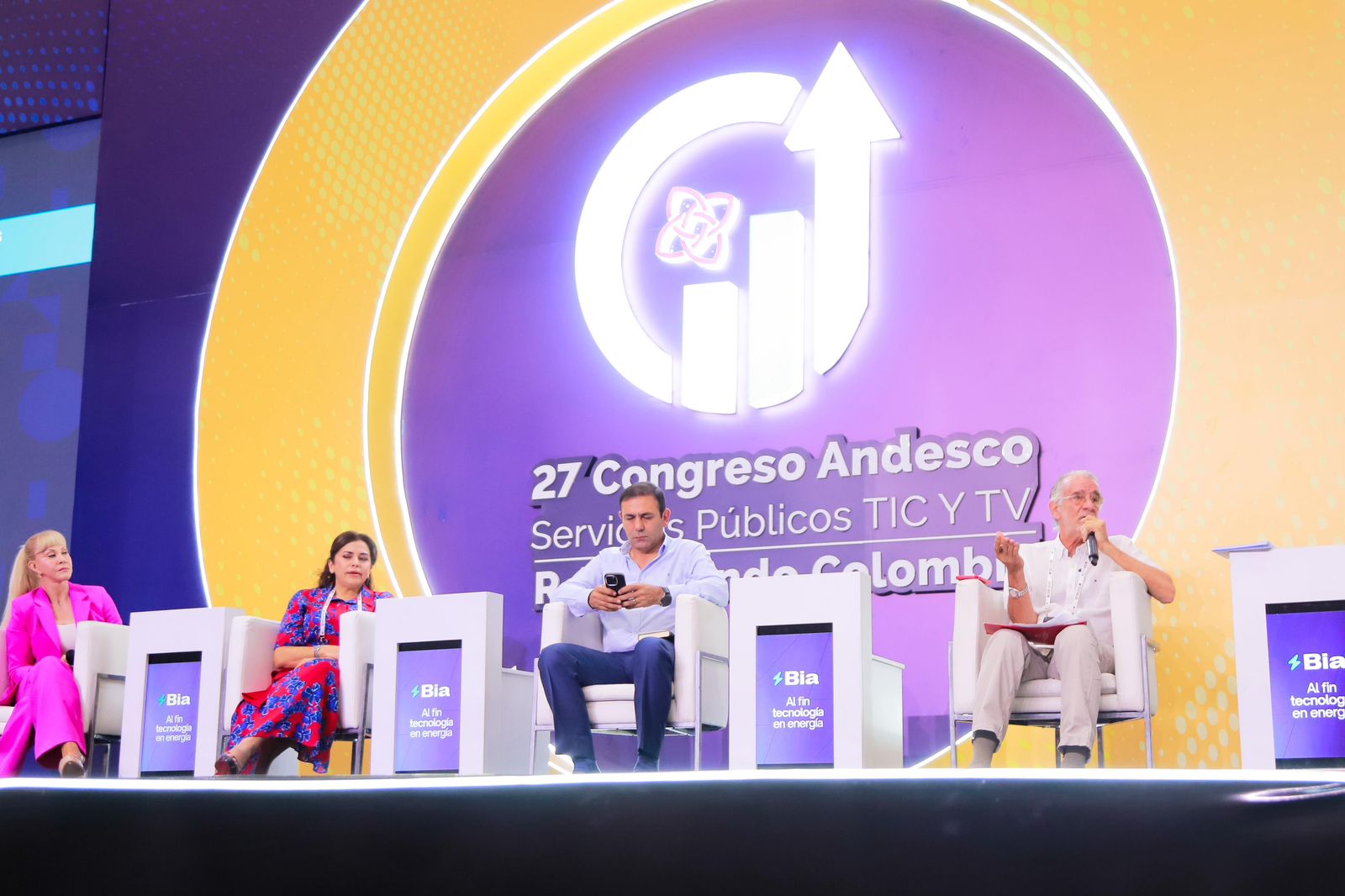 Gobernadores defienden la Tasa de Seguridad para frenar la delincuencia