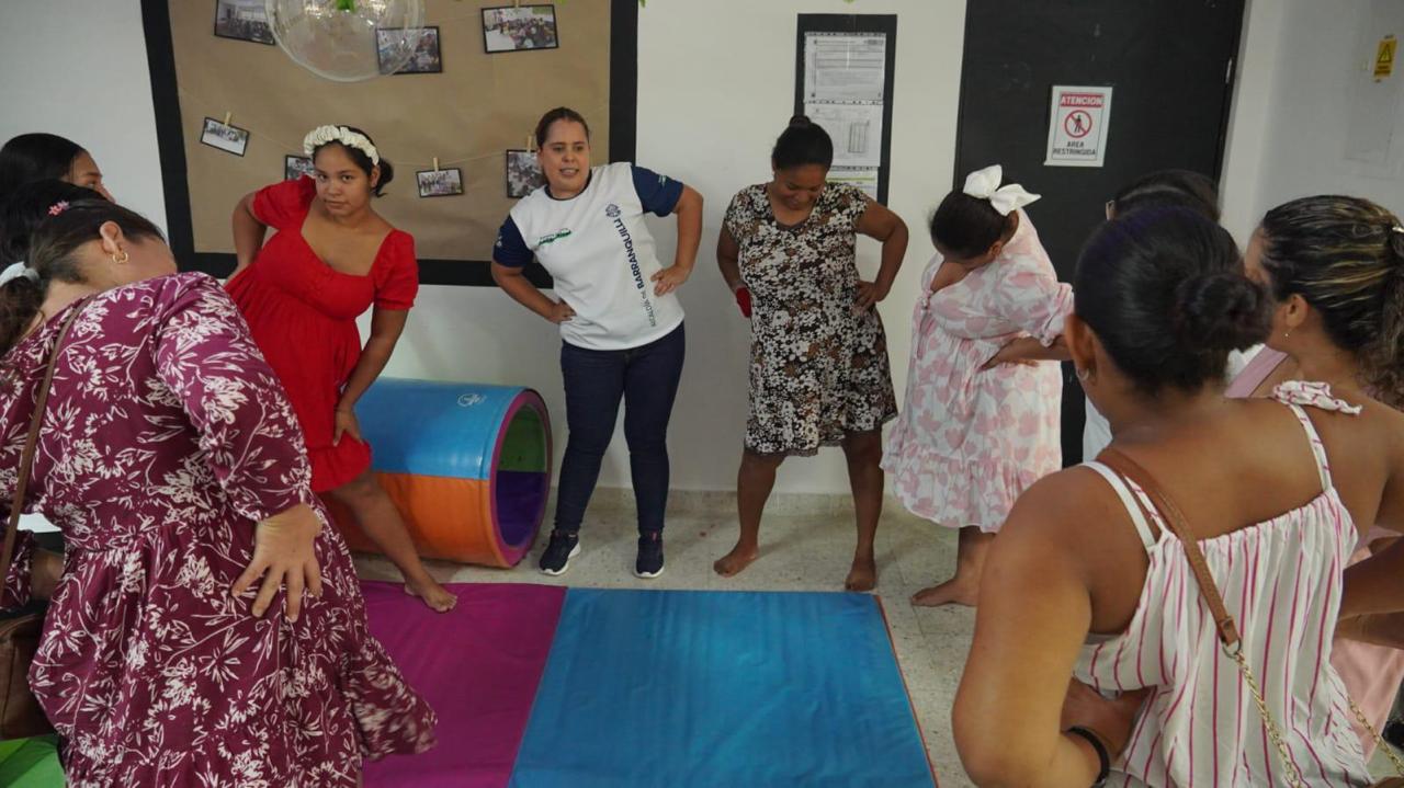 Con atención integral, Distrito fortalece la crianza segura, saludable y efectiva de los barranquilleros