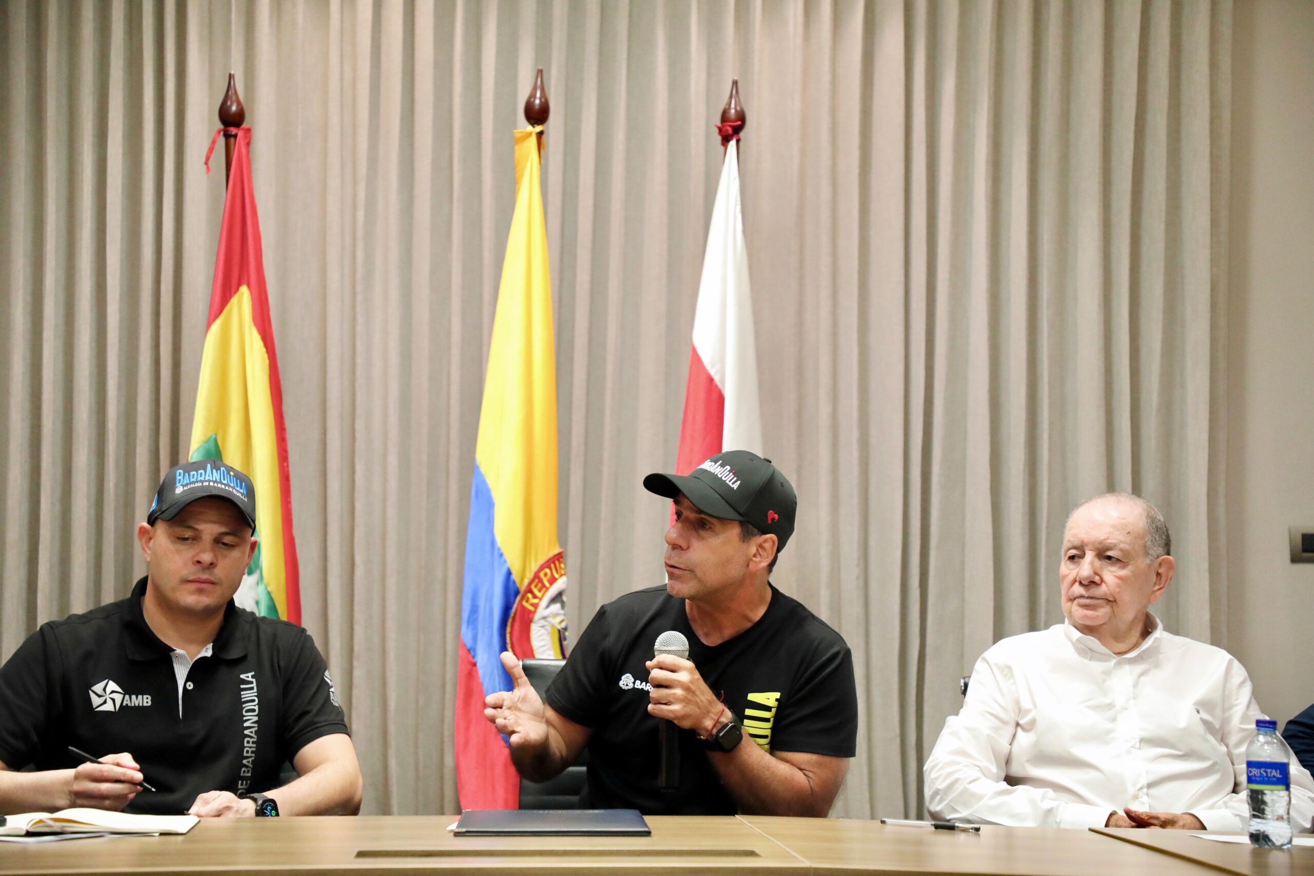 Alcalde Char anuncia renovación de la flota del transporte público colectivo