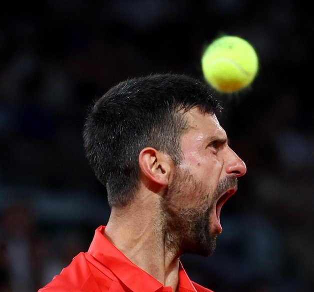 Djokovic supera a Zverev y se enfrentará a Sinner por un puesto en la final de Roland Garros