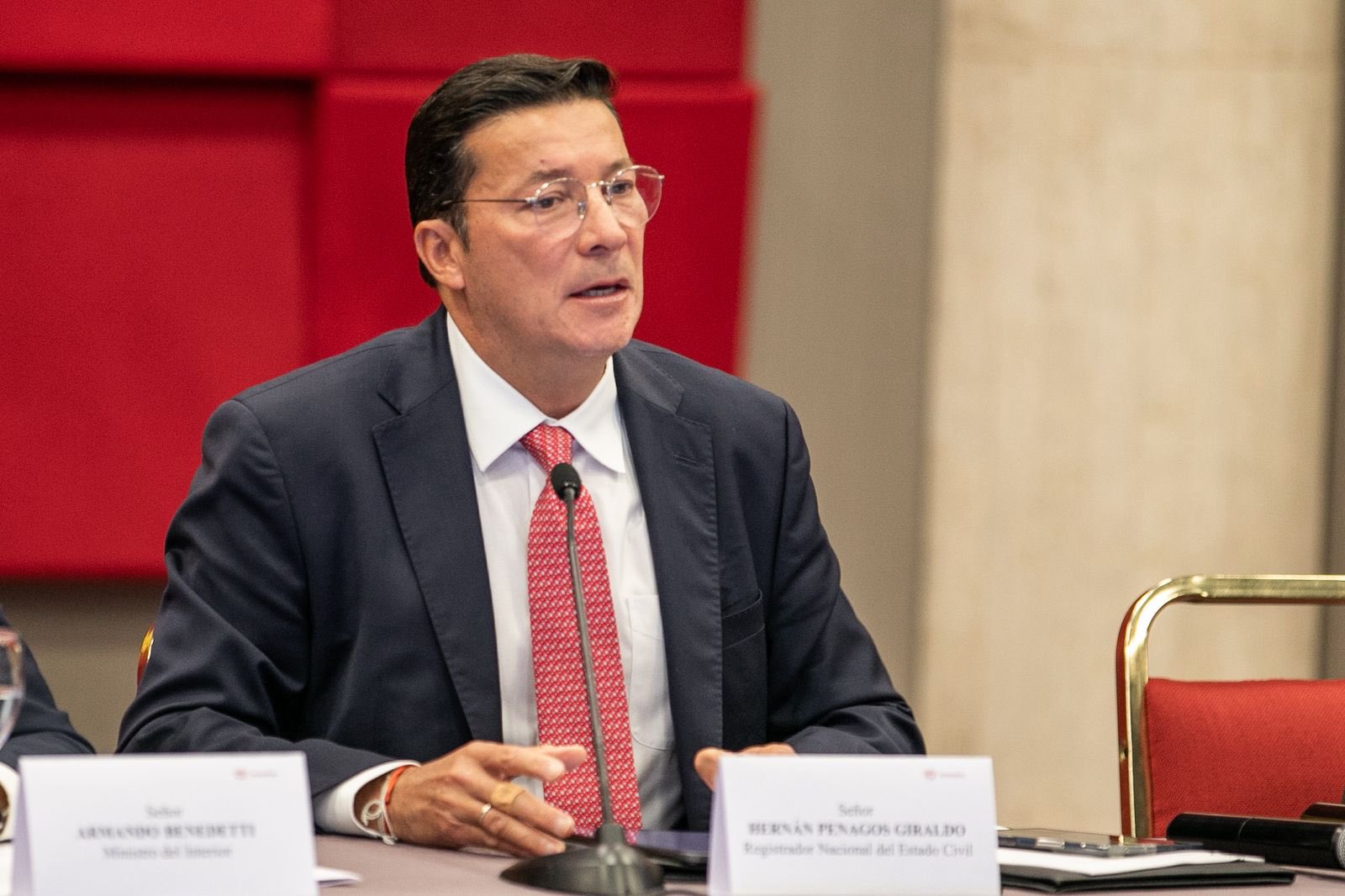Registrador defiende transparencia electoral ante críticas del presidente Petro