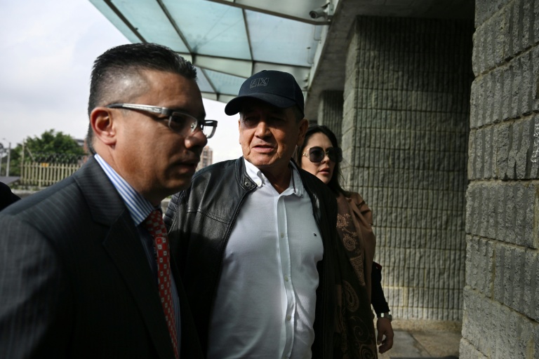 Lucho Herrera dice que pagó a paramilitares para que no lo involucraran en desapariciones