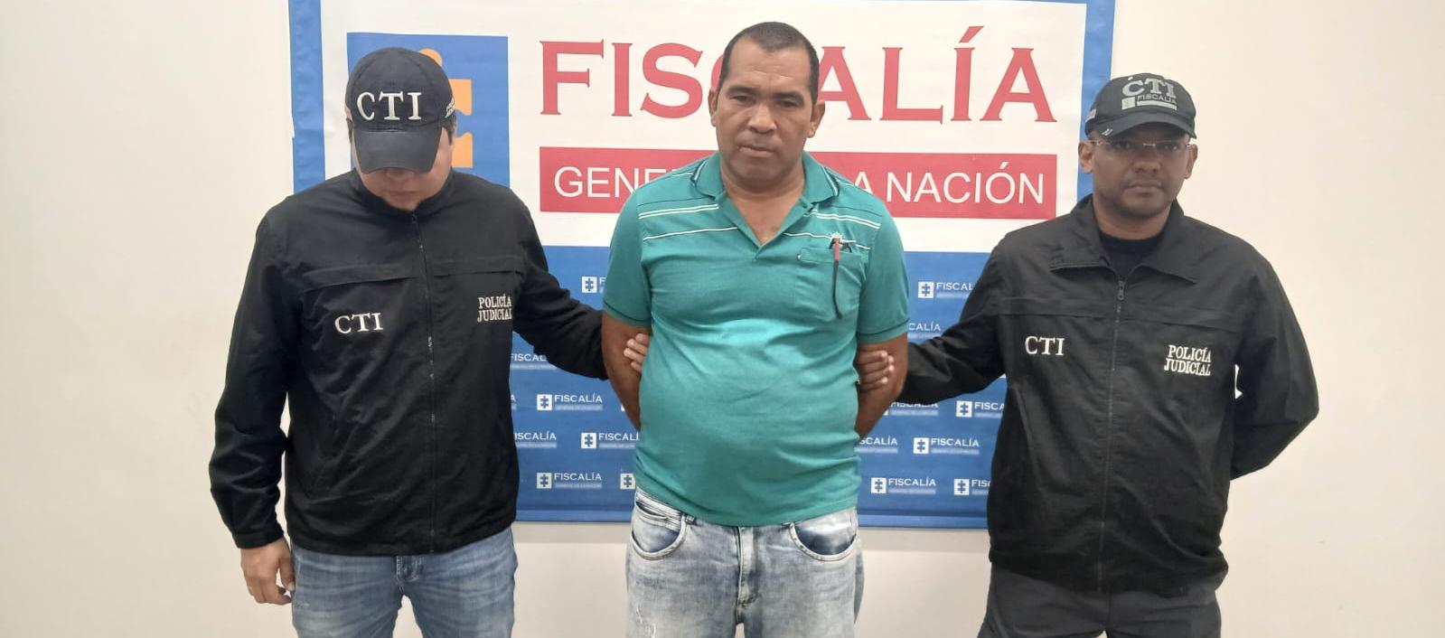 Se entregó expareja de mujer asesinada y enterrada en lote de Ciudad Paraíso