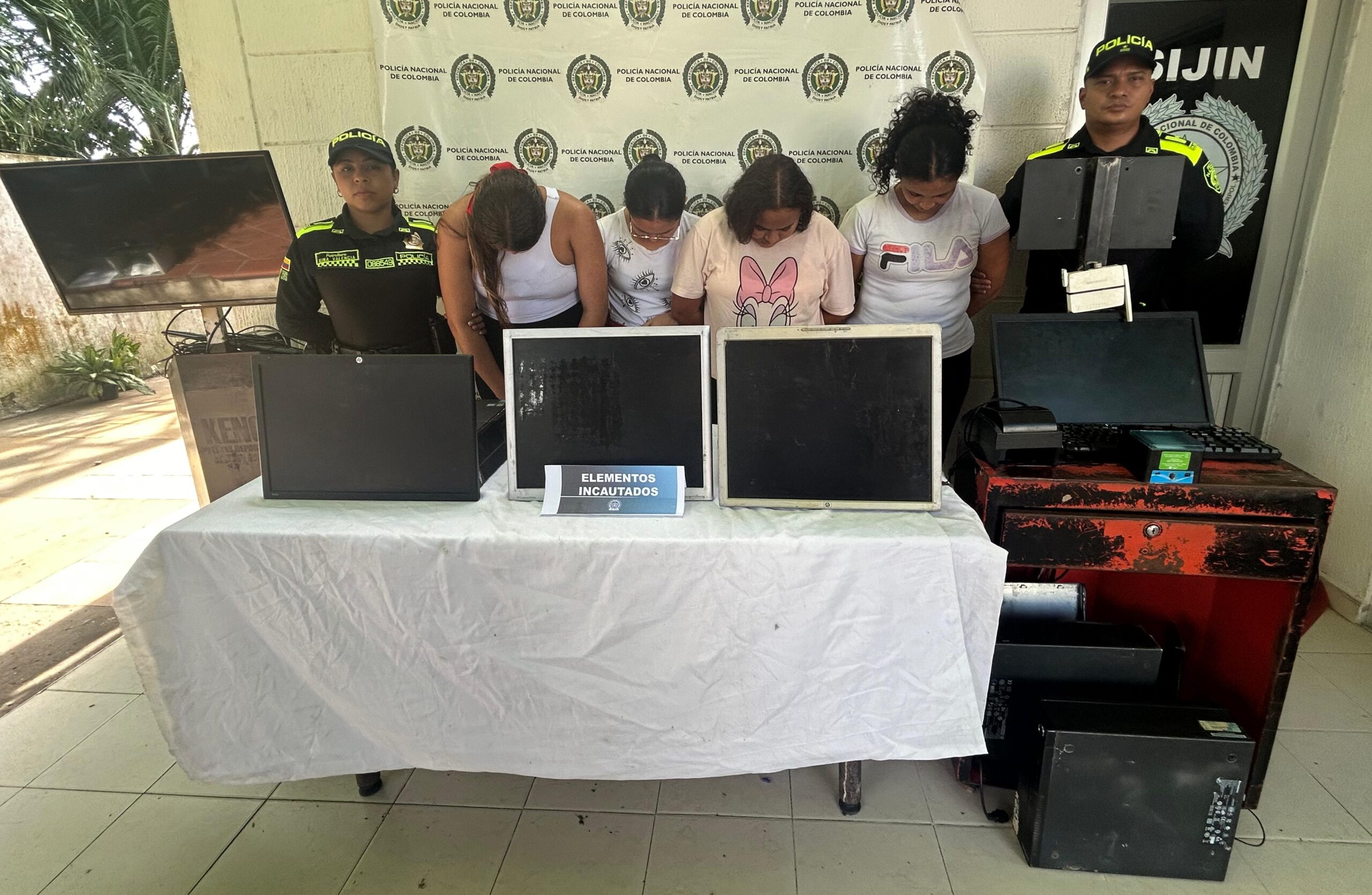 Capturan a cuatro mujeres en Baranoa por operar juegos de azar ilegales