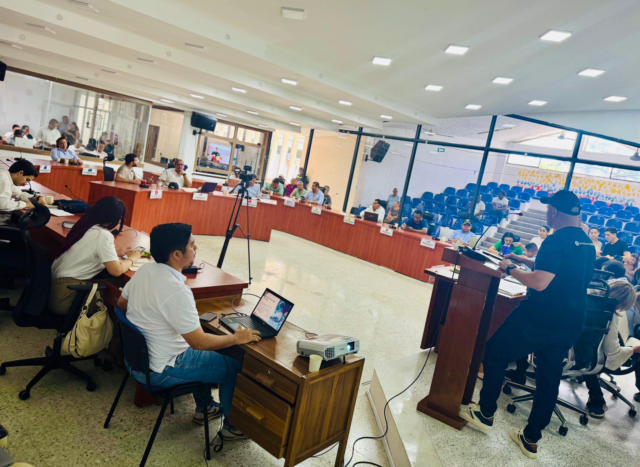 Concejo inicia seguimiento detallado a temas de movilidad y modernización del transporte