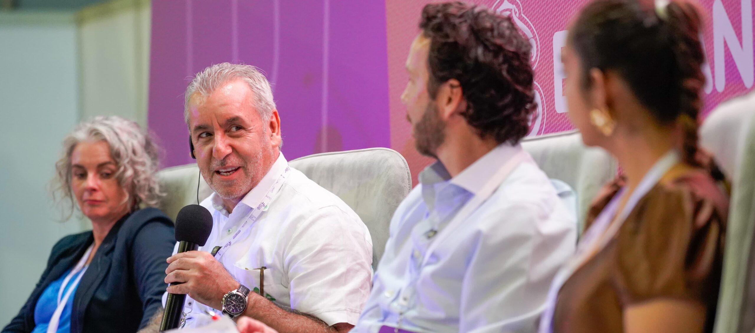 “Grandes sectores apoyan»: Director del Sena defiende contrato de aprendices