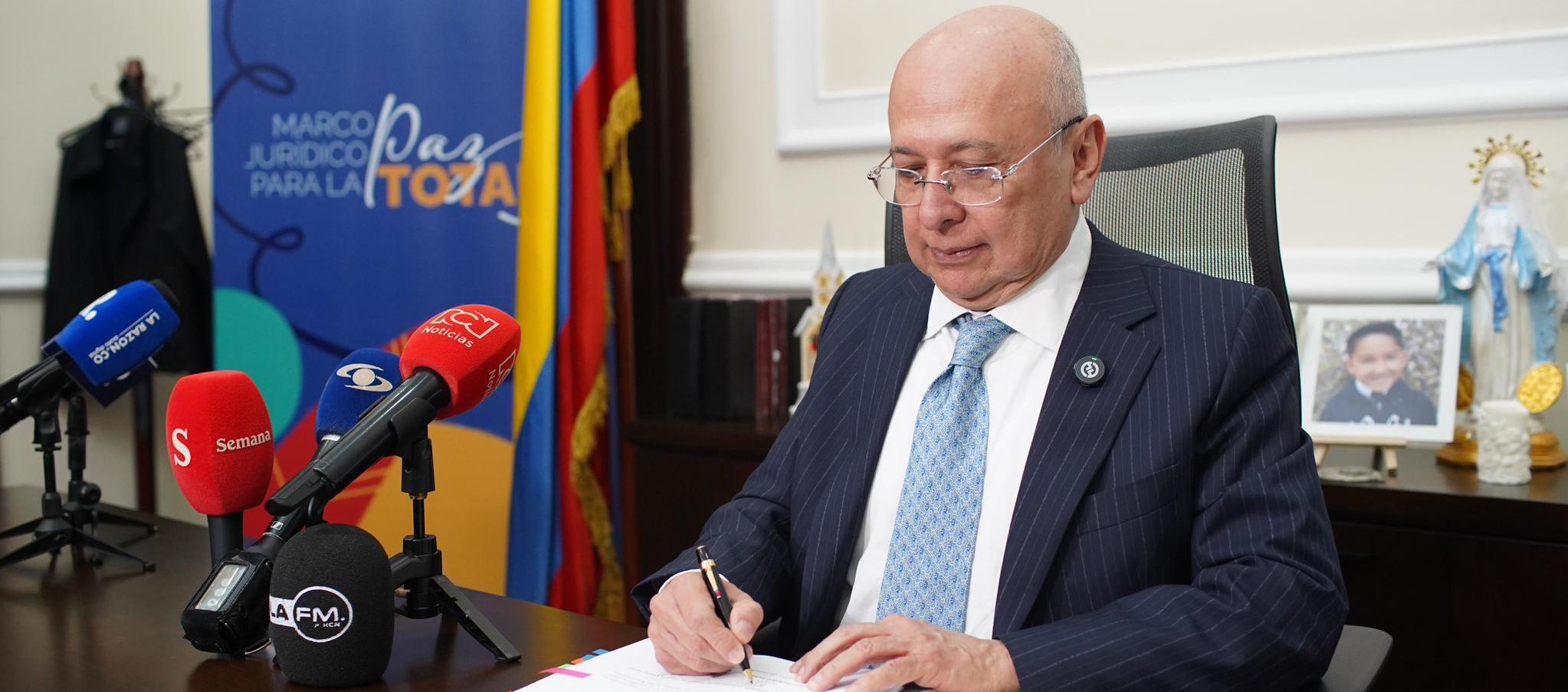 Minjusticia radicó polémico proyecto que propone marco jurídico para la ‘Paz total’