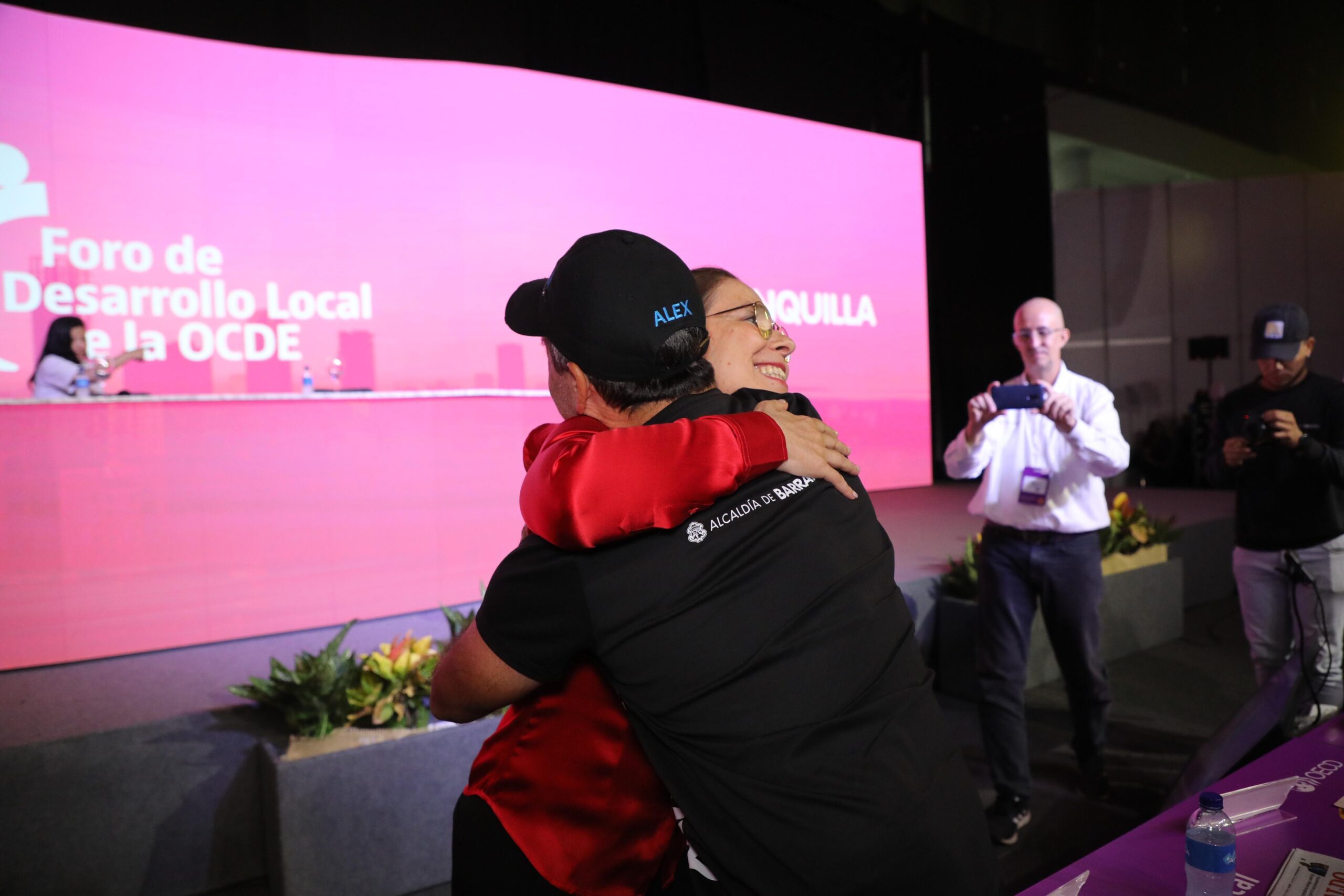 Barranquilla hace historia como sede del Foro de Desarrollo Local más grande de la OCDE