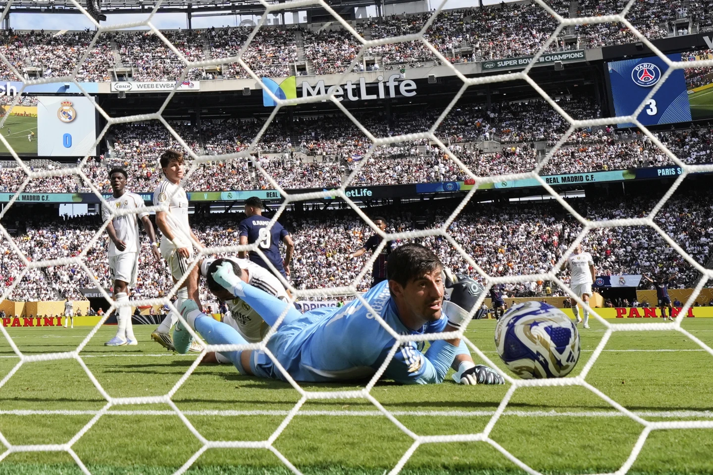 PSG goleó al Real Madrid y disputará la final del Mundial de Clubes contra el Chelsea