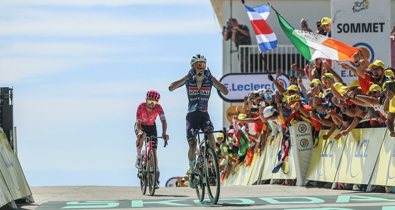 Victoria francesa en la cima del Ventoux: Valentín Paret-Peintre ganó la etapa 16