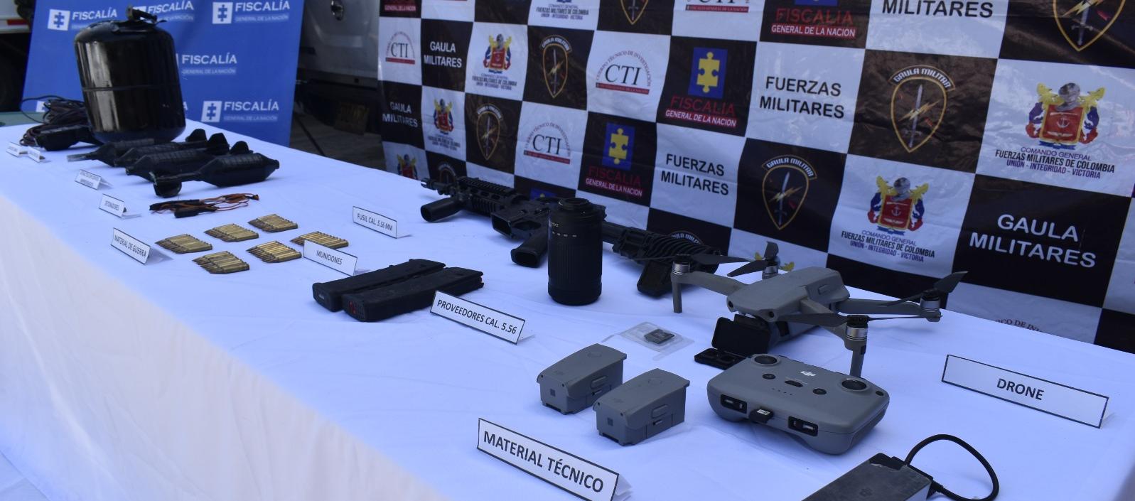 Ejército y CTI hallan caleta con material de guerra en la vía a Santa Marta