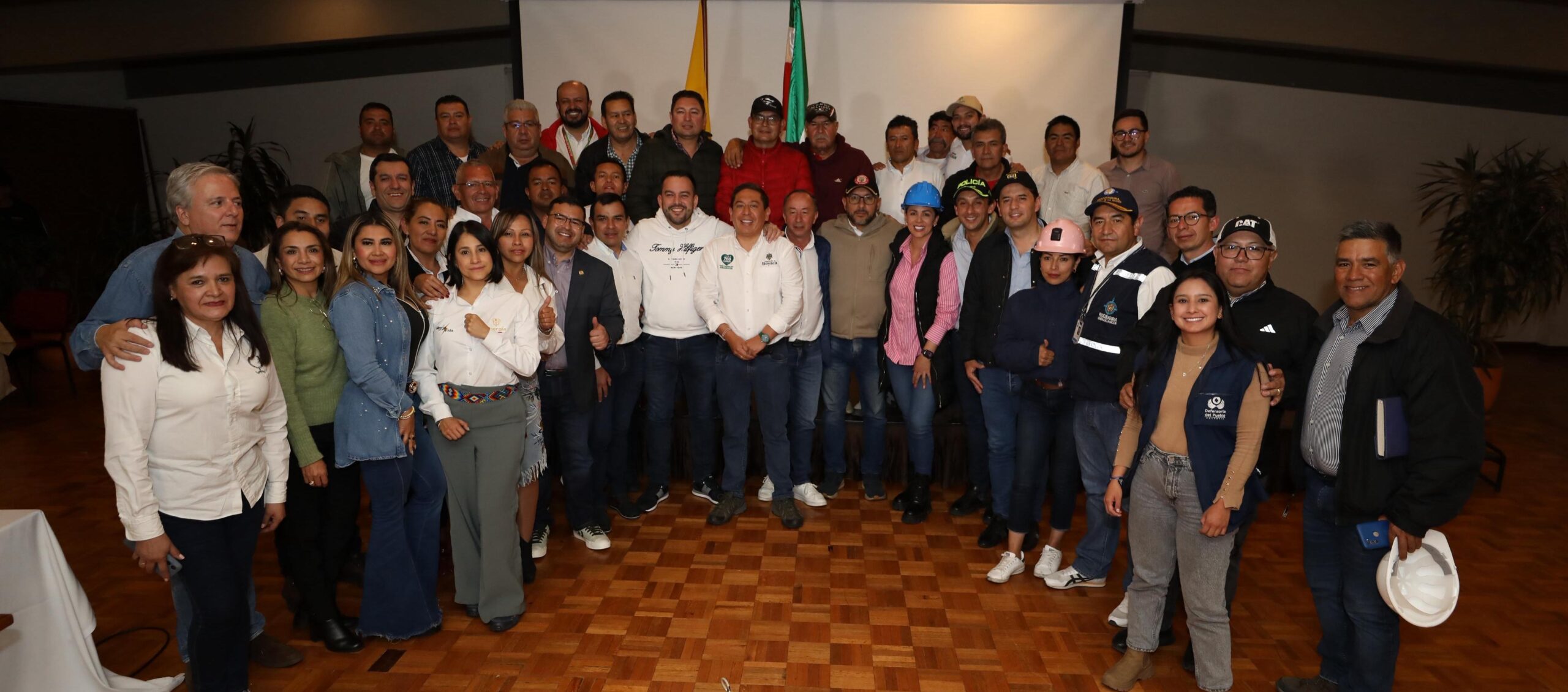Petro anuncia fin del paro minero y campesino en Boyacá