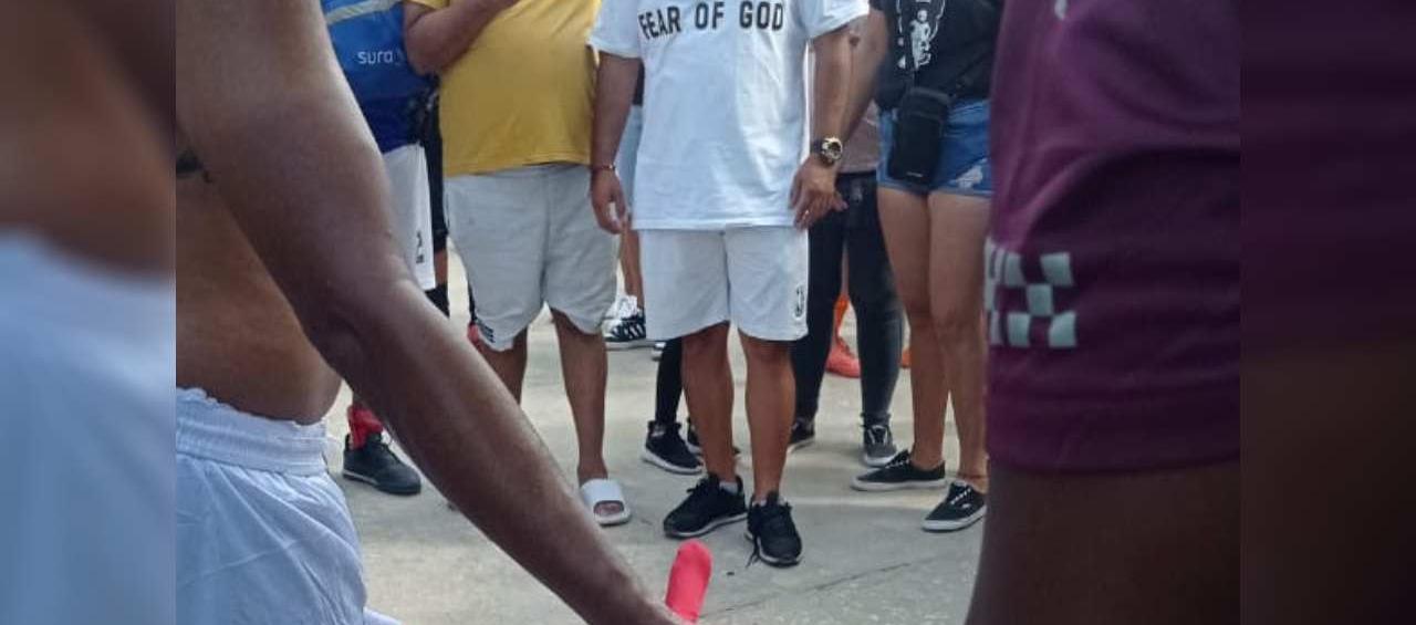 Matan a bala a un hombre que jugaba fútbol en la cancha de Vista Hermosa