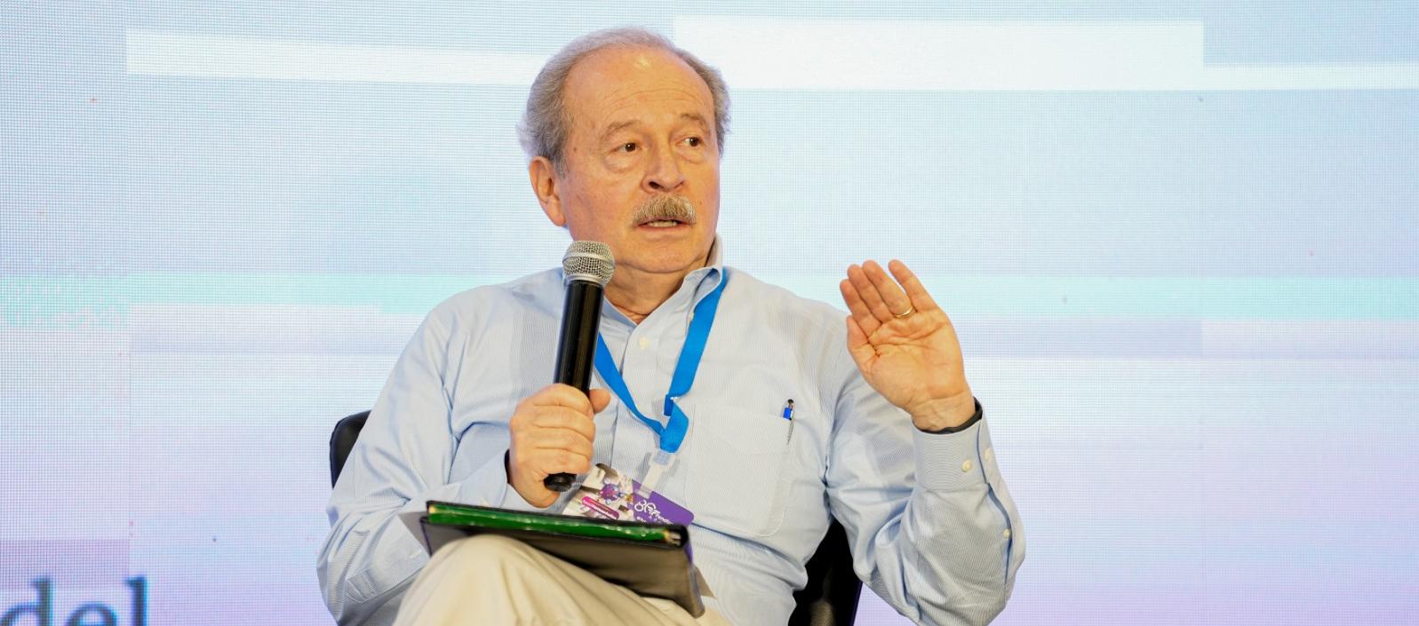 Advierten que “decretazo del Gobierno retrocede el sistema de salud”