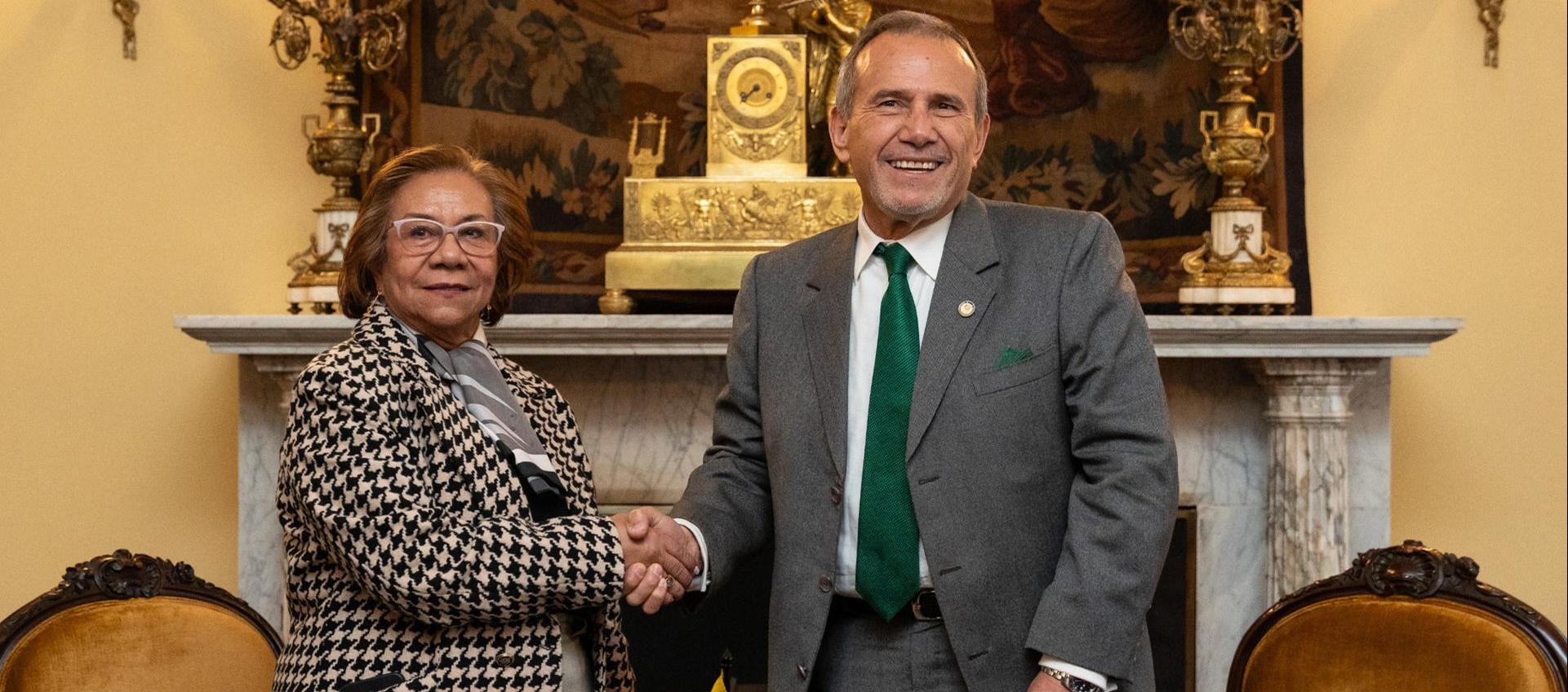 Cancilleres de Colombia y Perú ratifican cooperación pese a tensiones por la isla Santa Rosa