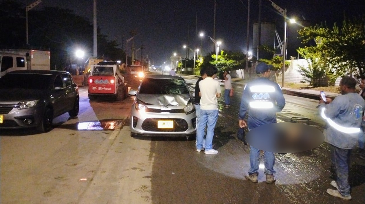 Bajo pronóstico reservado operario de Triple A arrollado por carro cuando reparaba una fuga