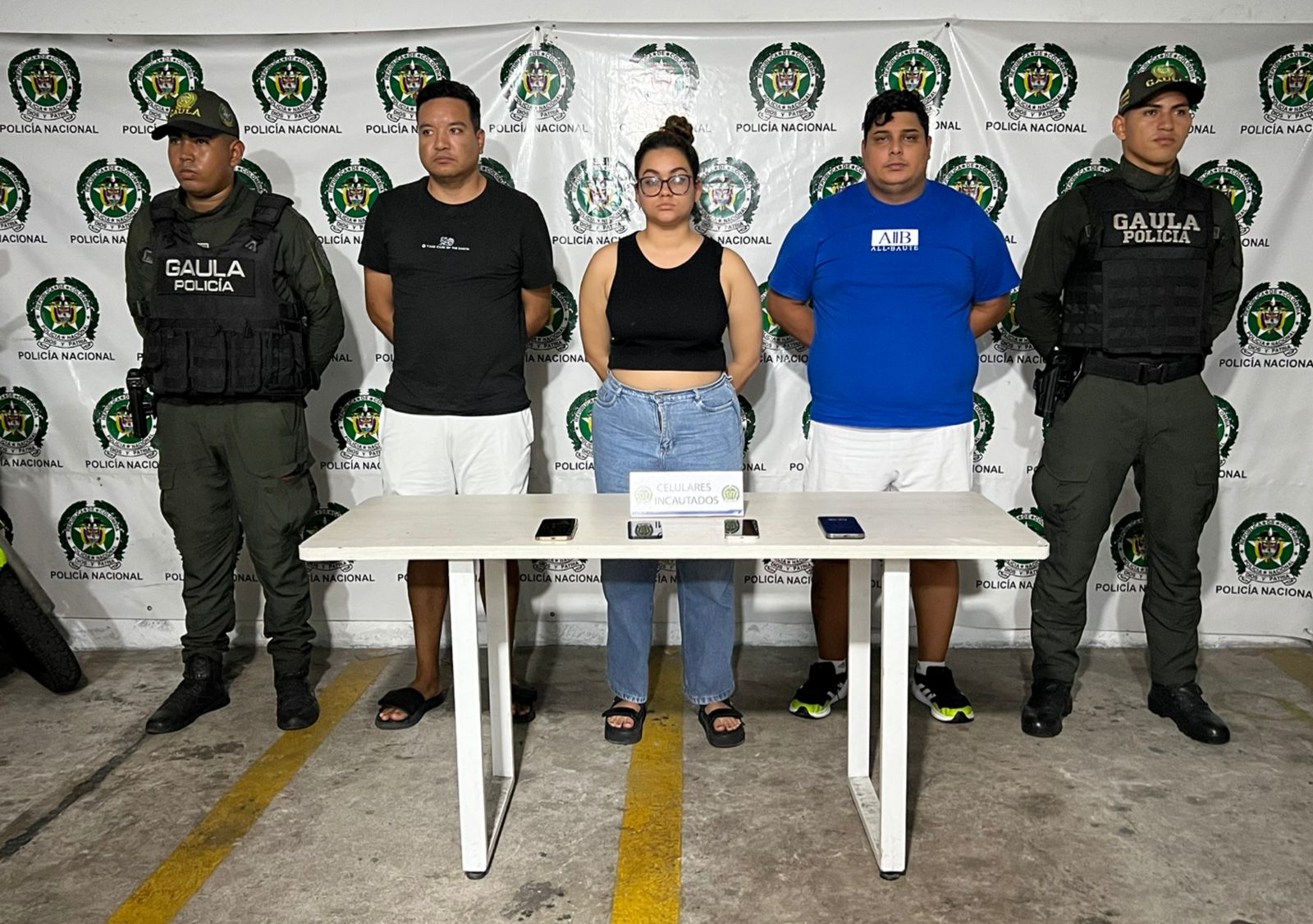 Tres capturados por extorsión a empleada de joyería en Barranquilla