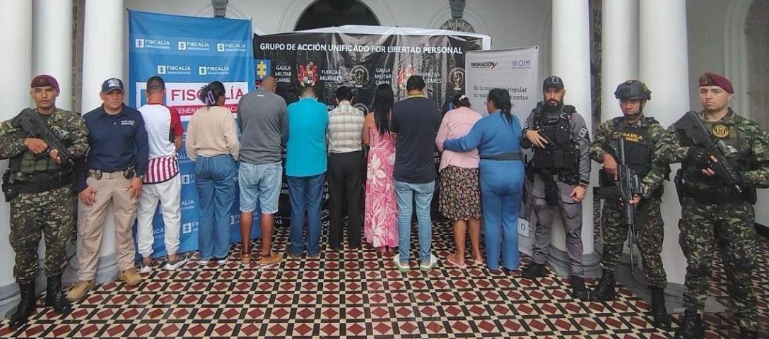 Ejército desarticula red transnacional de tráfico de migrantes y falsificación de documentos